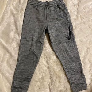 NWT NIKE Boys Basketball Pants